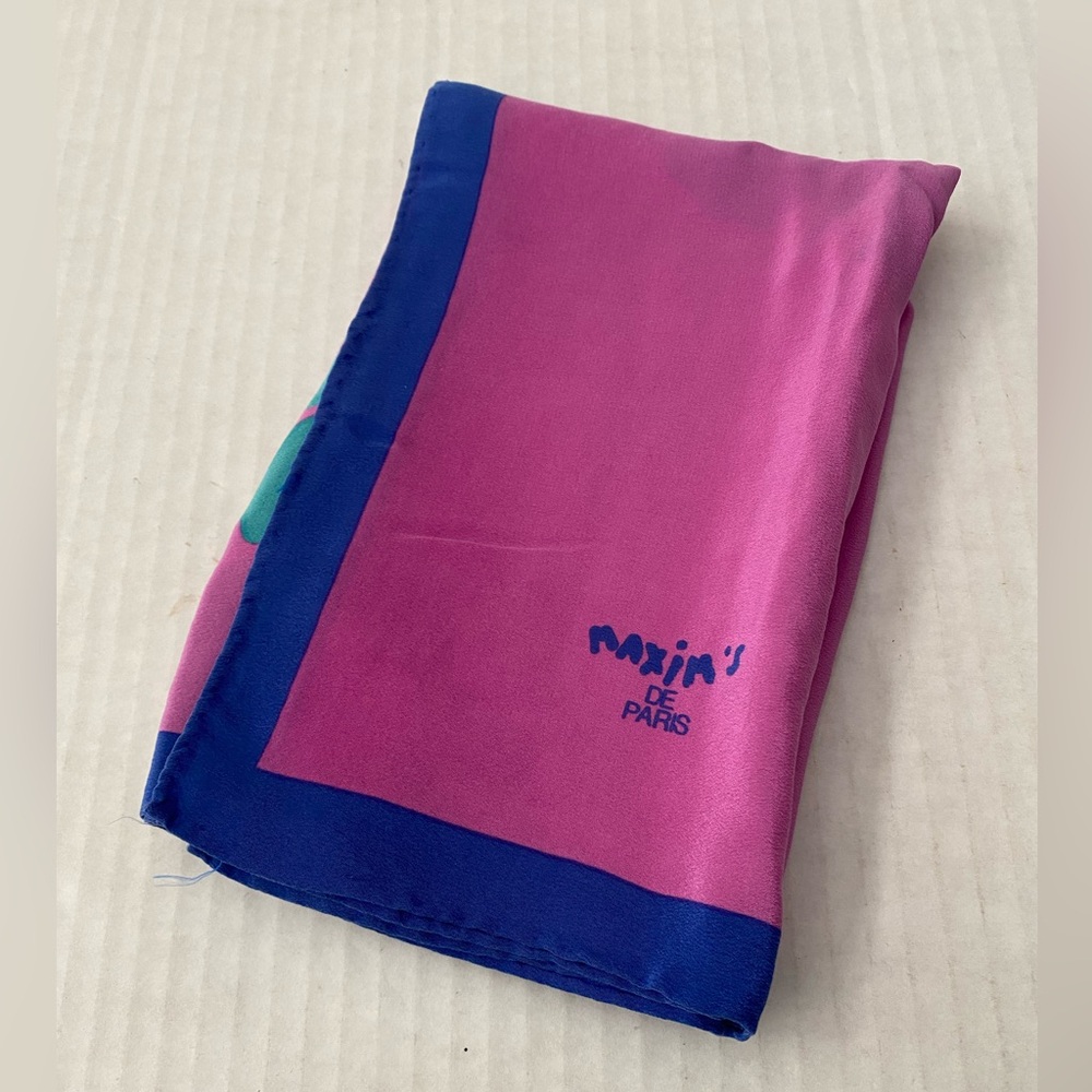 Maxim’s De Paris Silk Pink Ombré 33” Square Butterfly Scarf w/Blue Border - Picture 2 of 16